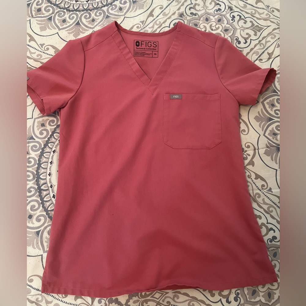 FIGS Womens Scrub Top in Quartz